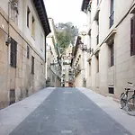 公寓 Bell Tower Old Town With Ac *