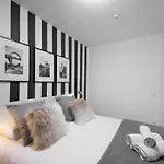 公寓 Bell Tower Old Town With Ac 圣塞瓦斯蒂安