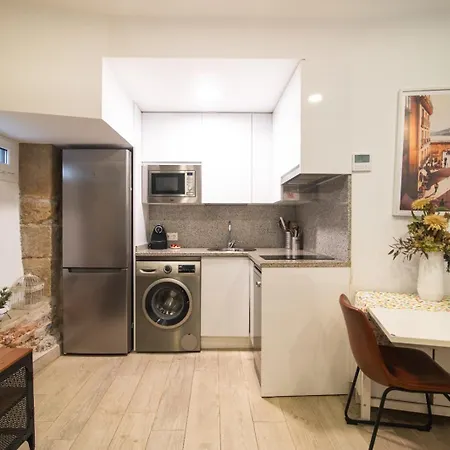 Bell Tower Old Town With Ac Apartment *