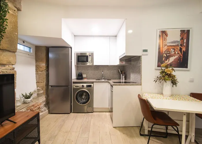 Bell Tower Old Town With Ac Apartment *